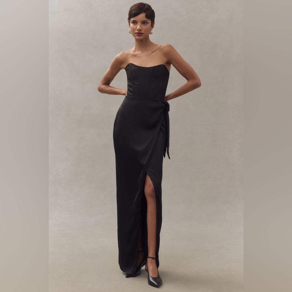 V Chapman The June Corset Black Front Slit Gown Dress Size 16 FLAWED FLAWED